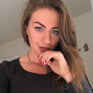 Meet your Posher, Kristina